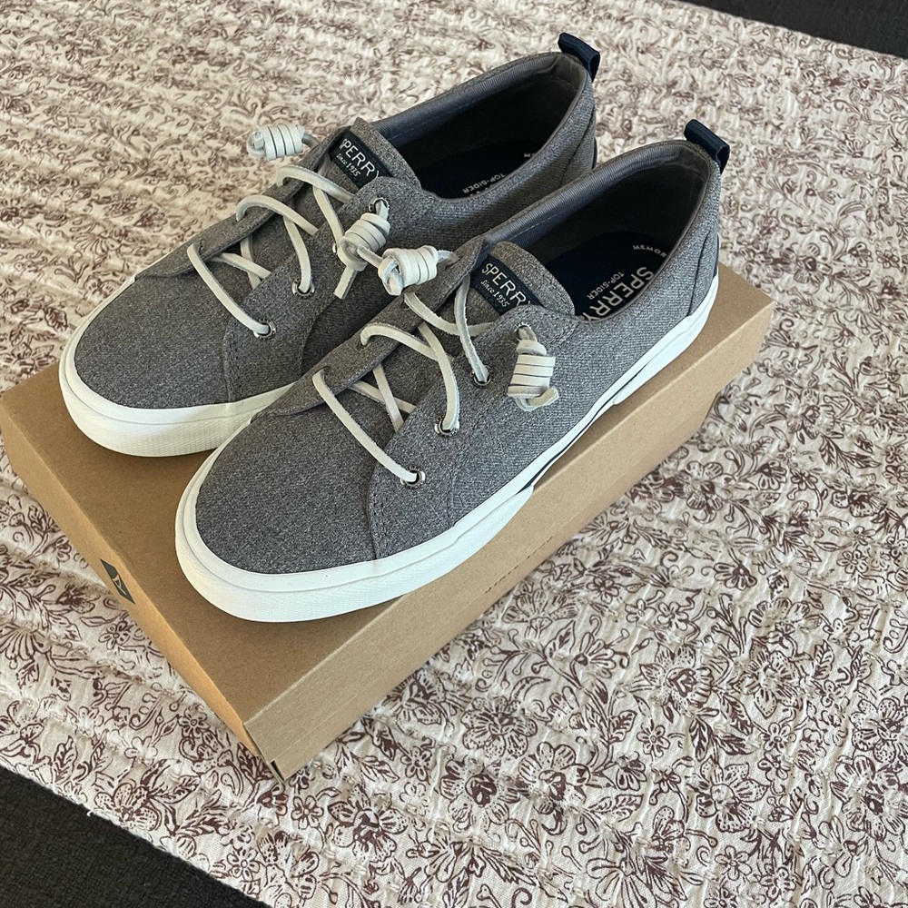 Sperry Top-Sider Sparkle Gray Slip-Ons ✨🌊